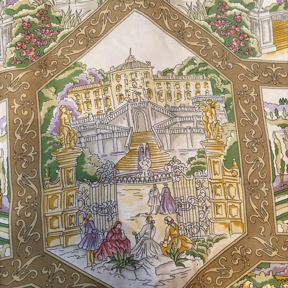 Burberry Vintage Silk Blouse SZ 9 🏰 🫅 - Picture 13 of 16